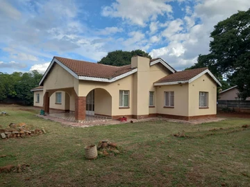 Norton(Twinlakes) House For Sale