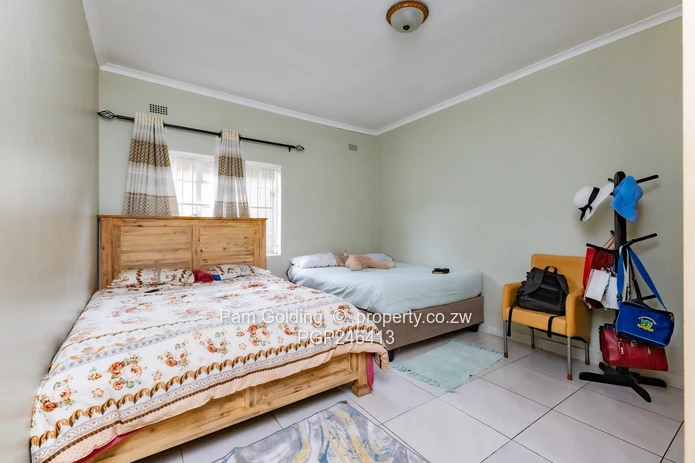 4 Bedroom House for Sale in Waterfalls (Sole Mandate)