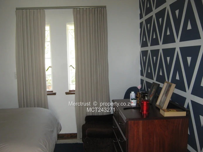 Lovely home on 3 acres! (Sole Mandate)