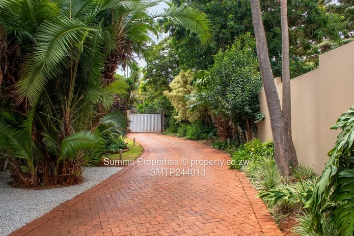 Luxury 4 bedroomed Family Home for Sale 