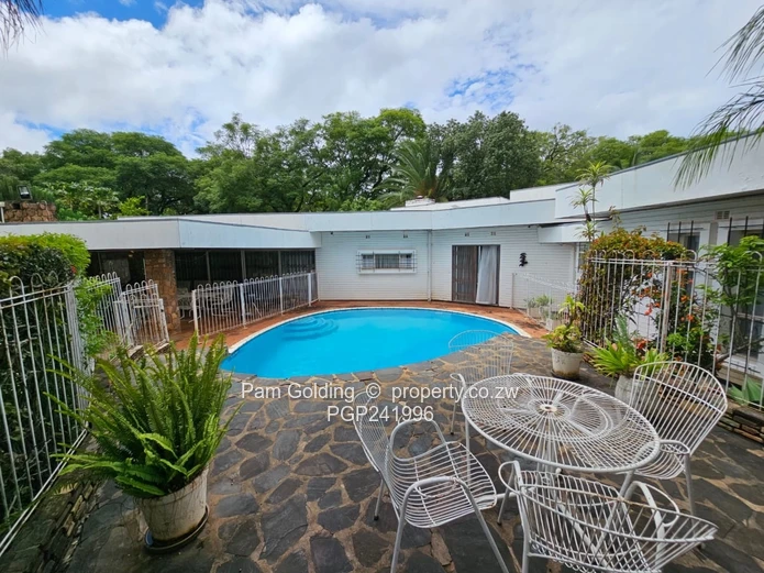 Immaculate Home In The Heart Of Suburbs