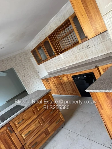 4 bedroom house for rent in waterfalls parktown