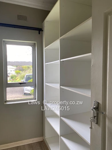 Newlands Flat to Let