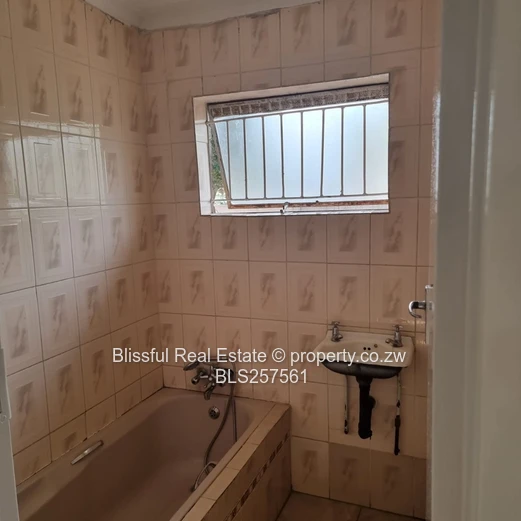 3 Bedroomed house for Rent in Msasa park
