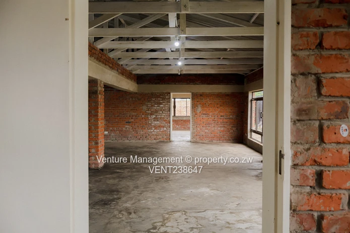 Pomona,Harare Drive.