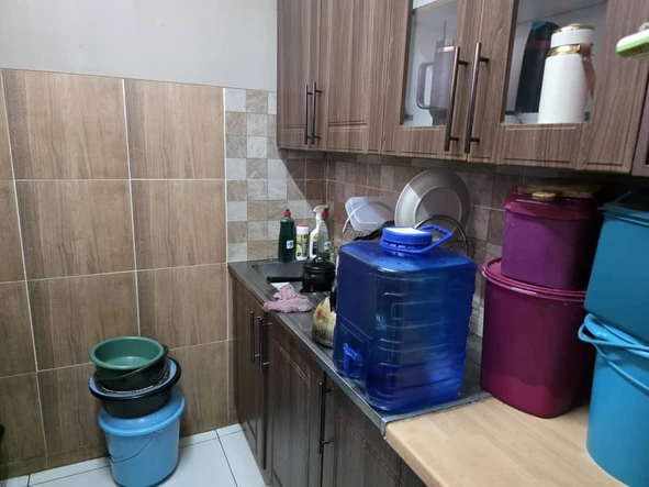 2 Bedroom Flat & Apartment