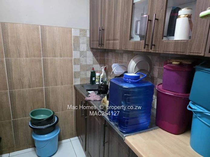 For Sale: 2 Bedroom Flat - Eastview Gardens