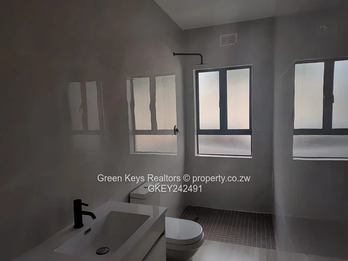 Pomona 2 bed townhouses selling at USD230,000