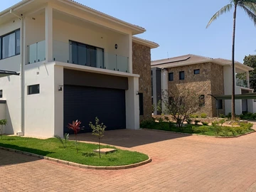 5 Bedroom Townhouse Complex