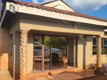 3 Bedroom Garden Flat