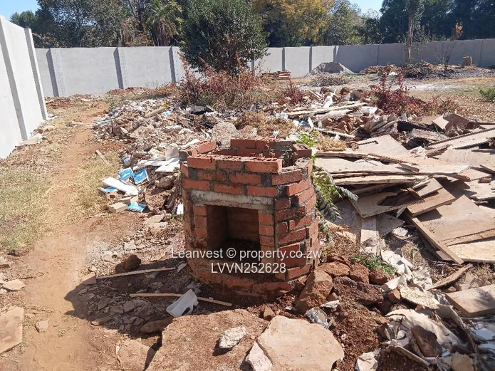 Mount Pleasant 2,000m² Walled Stand — Subdivide