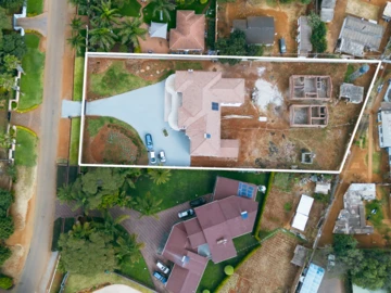 7 Bedroom House