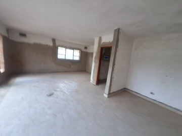 4 Bedroom Garden Flat