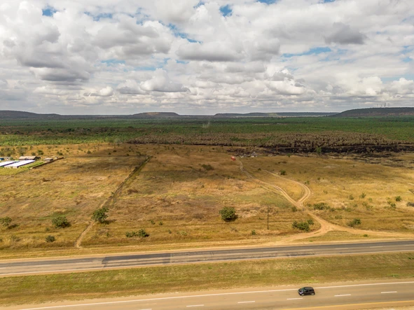 Farm & Agricultural Land