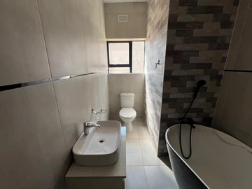 18 Unit Townhouse Complex