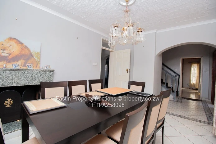  5 Bedroom Home For Sale In Helensvale