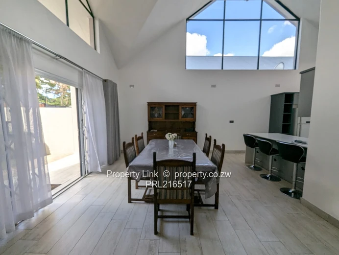 Charming Avondale West Townhouse 3 Bed, 2.5 Bath with Borehole