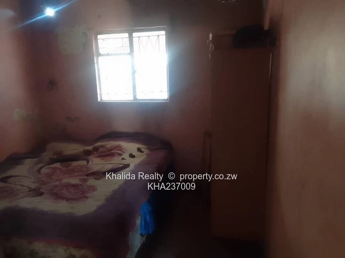 Chitungwiza Unit G house for sale 