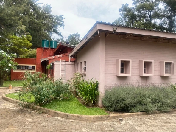 5 Bedroom House