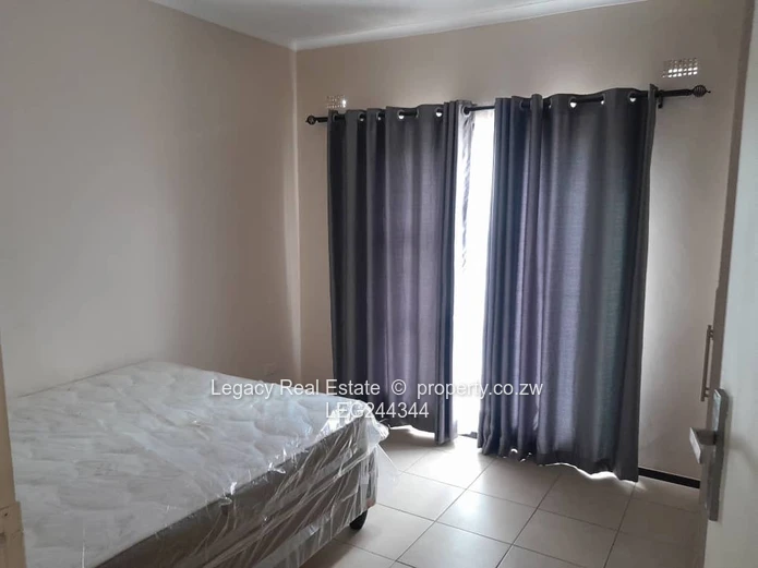 Modern 2 bedroomed Aspire Heights Flat — Fitted Kitchen & Bath