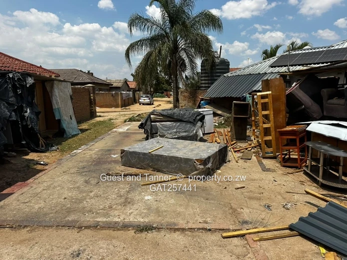 GLEN VIEW 7 | 4-BEDROOM HOUSE AT SLAB LEVEL FOR Sale 
