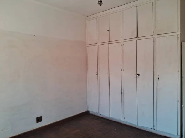 2 Bedroom Flat & Apartment