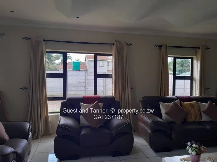 Commercial Property For Rent In Highlands