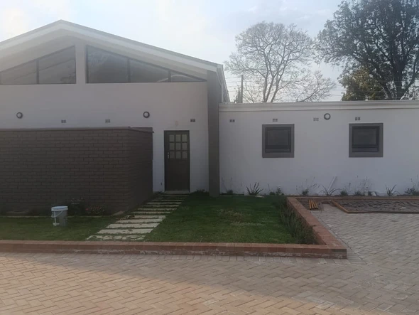 2 Bedroom Garden Flat
