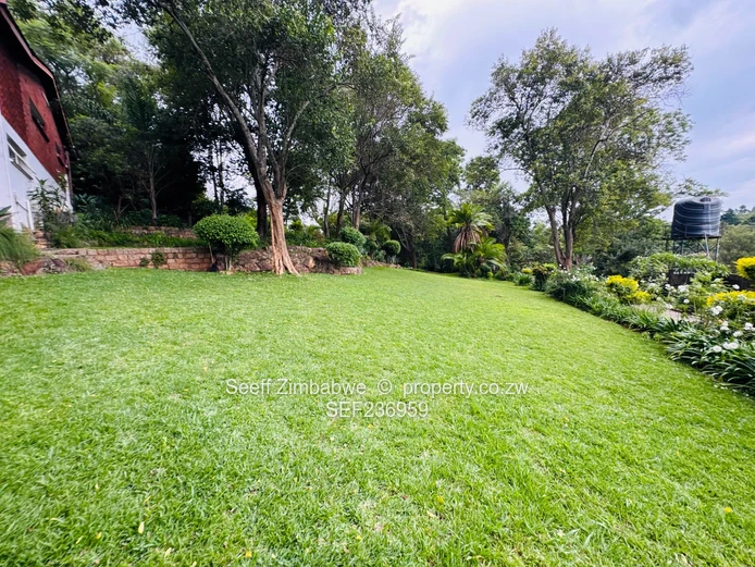 Prime Glen Lorne Real Estate: Solid 4-Bed Home on Over 1.7 Acres