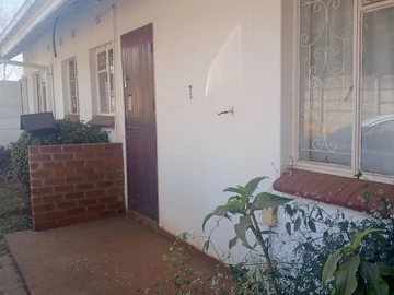 2 Bedroom Garden Flat