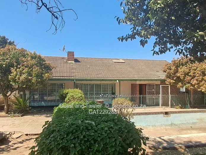 4-bedroomed house is situated in the desirable Sunridge area