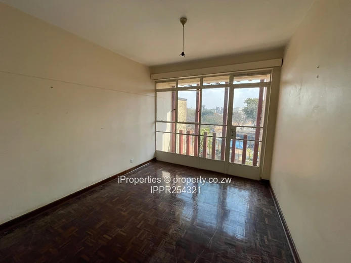 2-Bedroom Flat To Let – Avenues