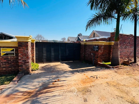 5 Bedroom House
