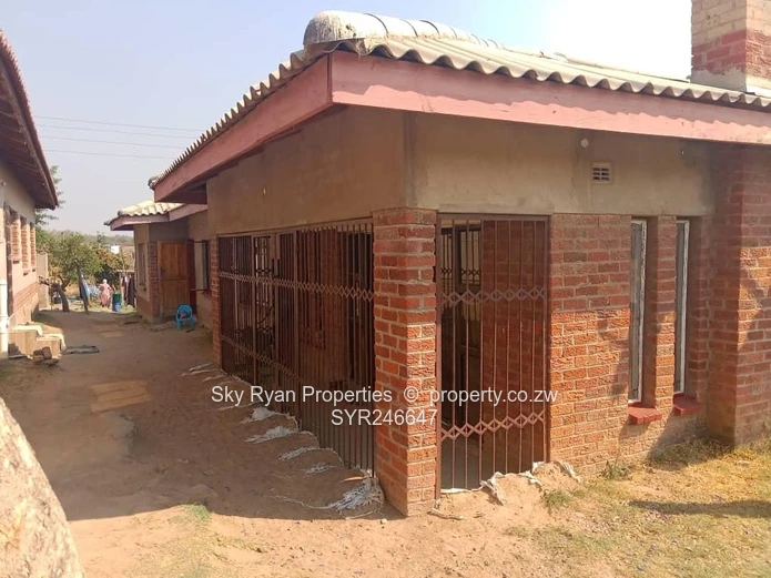 Chitungwiza Unit L Extension House  For Sale