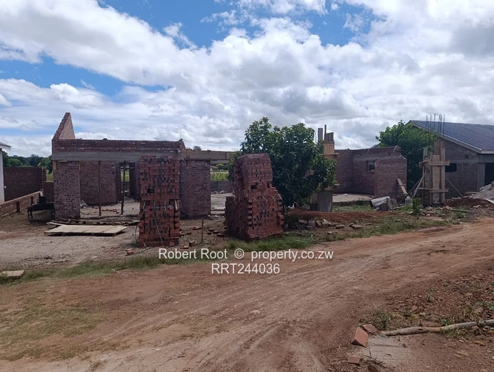 Luxurious Cluster Unit For Sale In Mandara