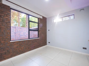 3 Bedroom Garden Flat