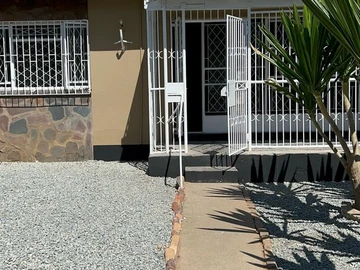 Garden flat!!!