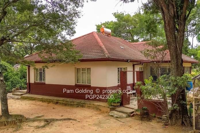 Prospect Park – Prime Land with 3-Bedroom Home (Sole Mandate)