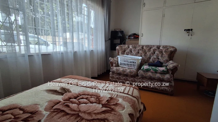 Beautiful 3 beds house