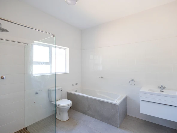 8 Unit Townhouse Complex