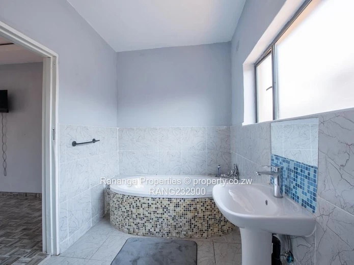 Crescent Home Resort Holidays