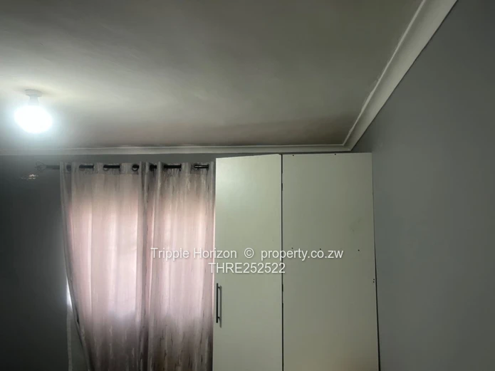 Mufakose 3-Bed Home — Electric Gate, Tiled & Fitted Kitchen (Sole Mandate)