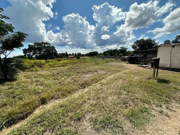 Farm & Agricultural Land