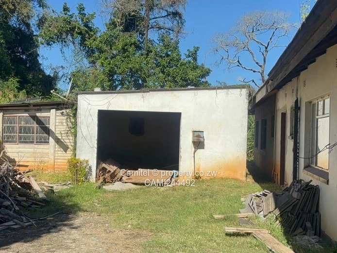 Spacious 4-Bed Home with Garden, Flatlet & Garage — Morningside