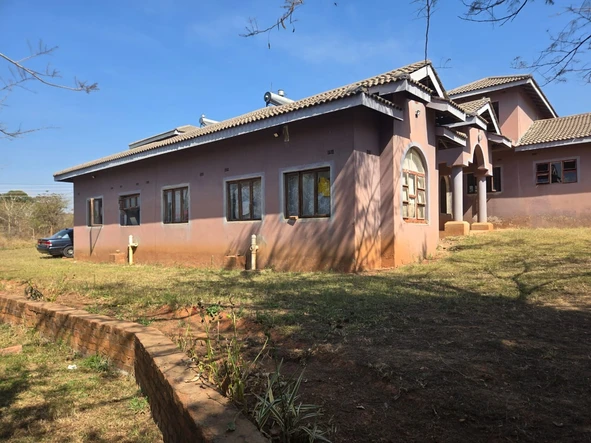 5 Bedroom House