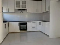 4 Bedroom Flat & Apartment
