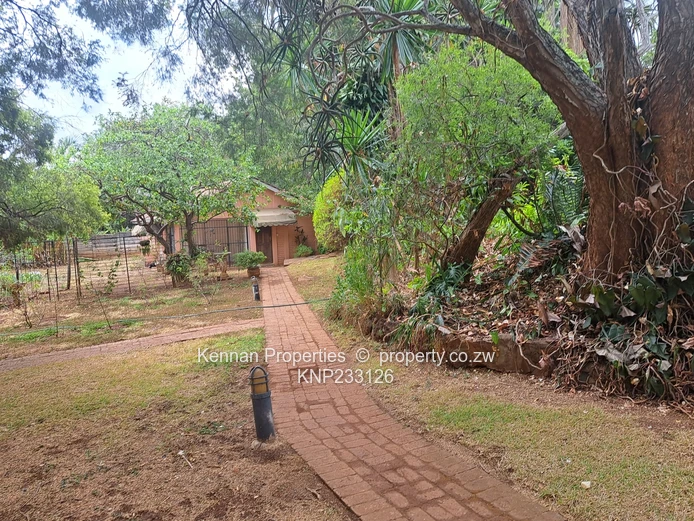 3 Bed Conveniently Located Home To Let