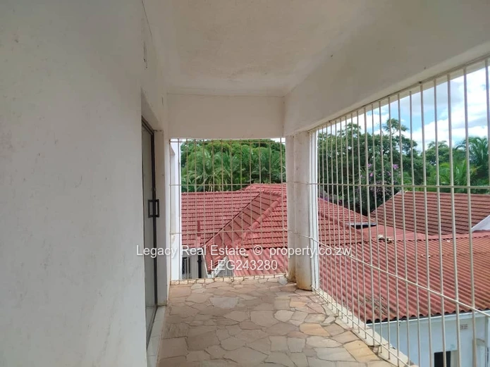 Commercial Property Near Belvedere Primary To Let