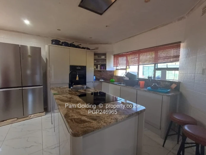 Newly Built 4-Bedroom Home in Prime Managers Hill, Penhalonga – 1500 sqm (Sole Mandate)