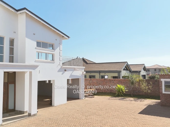 Double-Storey Executive Home | Mount Pleasant Heights | US$1,500/month